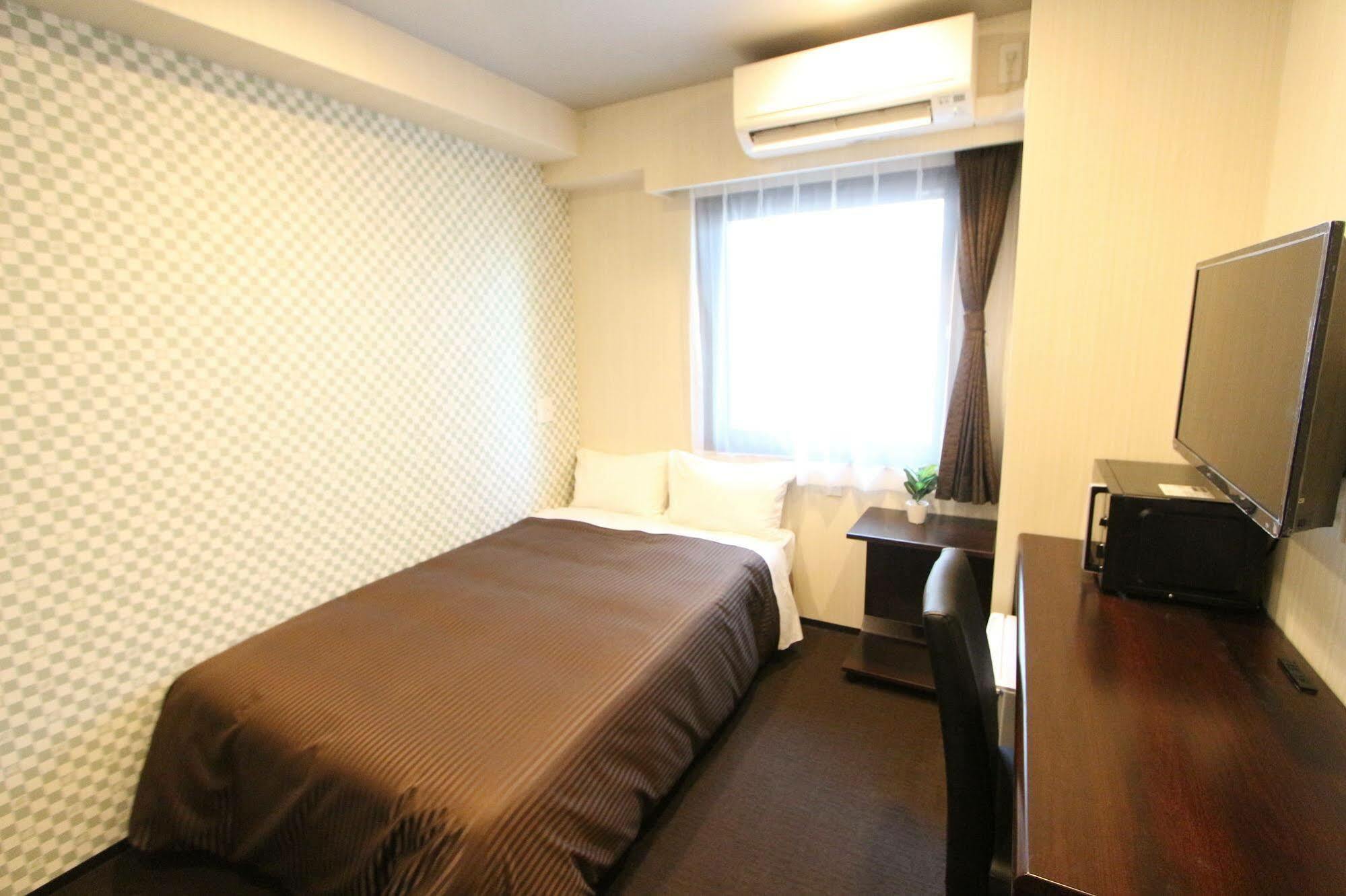 Hotel Livemax Nihonbashi Hakozaki Tokio Buitenkant foto