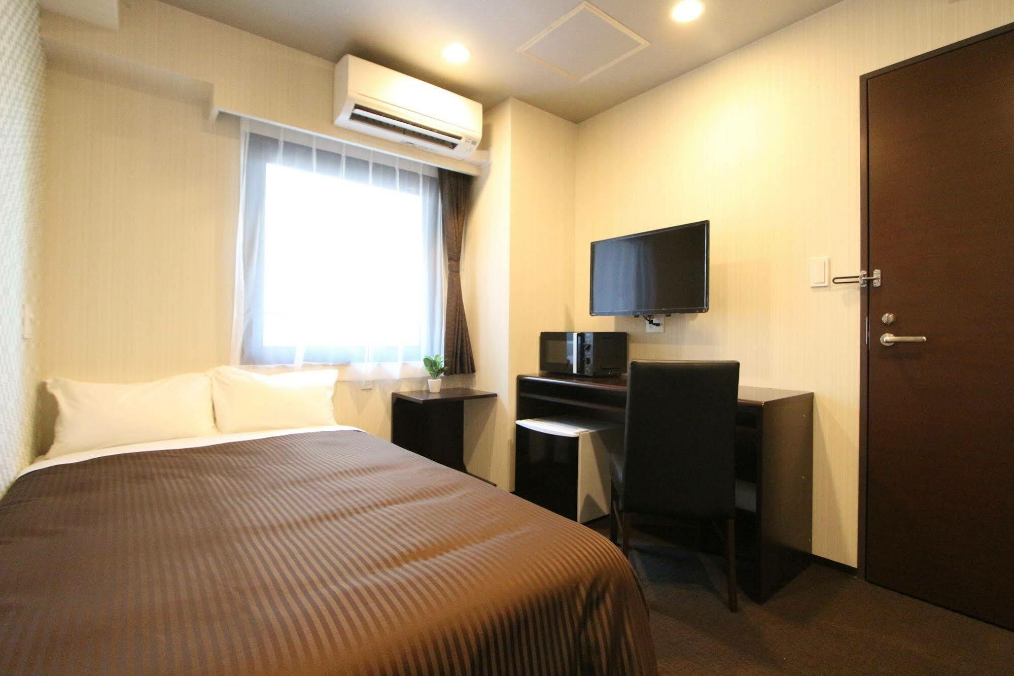 Hotel Livemax Nihonbashi Hakozaki Tokio Buitenkant foto